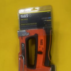 Klein Tools 450-100 Cable Stapler-NEW IN PACKAGE! 
