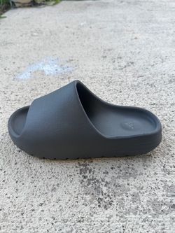 Adidas Slides Size 7