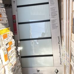 Hi everyone we have this on sale only $900 no tax brand new in box  we locate in hesperia we take cash or Zelle  We available from 8 am to 7 pm Mon to