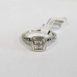 14K White Gold Diamond Ring Invisible Set Center Stones Size 7.5    728314-1