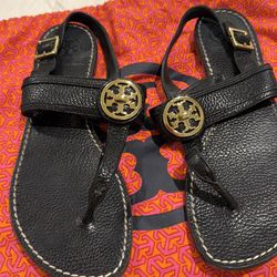Tory Burch black size 8.5