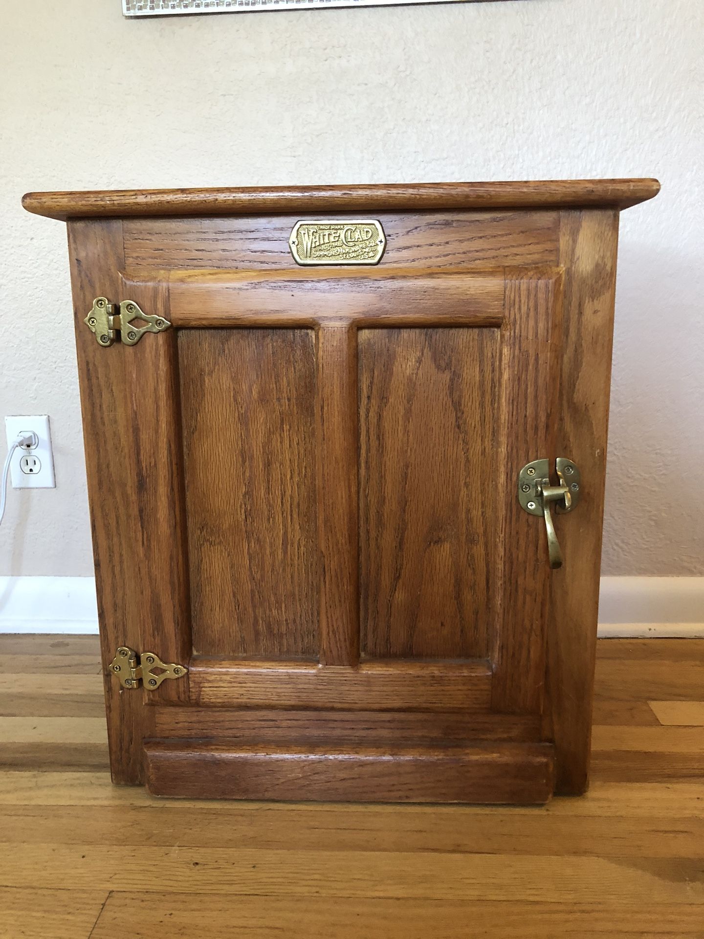 Simmons Hardware White Clad Icebox End Table - Solid Oak