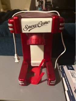 Small snow cone maker