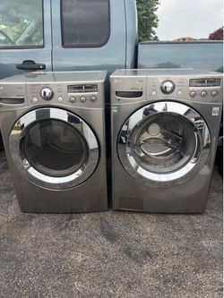 LG washer and gas dryer set