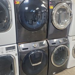 Samsung Large Capacity 5.0cu Ft Front Load Washer And Stackable Gas Dryer Set In Black Stainless 