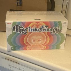 Unopened Big Into Energy Labubu Set