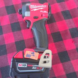 Milwaukee Fuel Impact With XR5.0 https://offerup.com/redirect/?o=QmF0ZXJ5Lk5v Charger