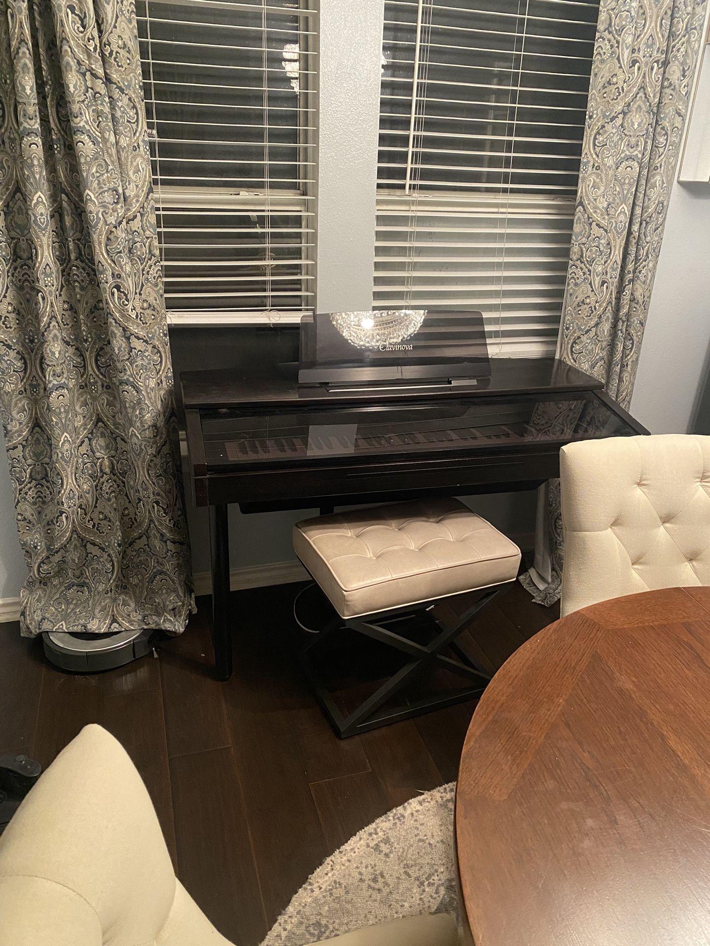 YAMAHA CLAVINOVA