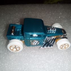 Pre-owned 2023 Hot Wheels Id Bone ShakerFXB50 Great Condition 