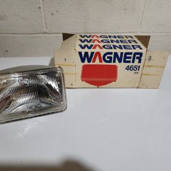 4651 Wagner 12v Headlight Never Used