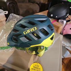 Giro Radix Mountain Helmet Bike w/ MIPS (Matte True Spruce/Citron)

