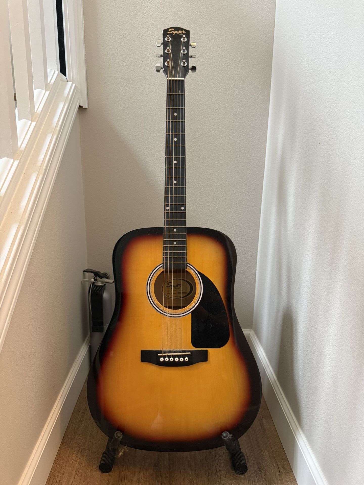 Squier by Fender Acoustic Guitar w/ Stand & Capo β Sunburst Finish