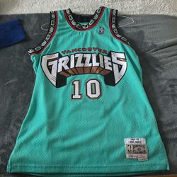 Mitchell And Ness Mike Bibby Jersey. Used Once 