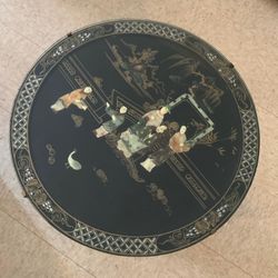 Chinese black lacquered tilting-top  Table 