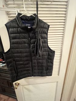 Club Room, Puffer Vest, Black Color, Size Large