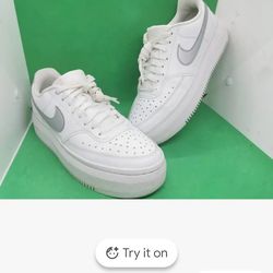 Nike court white