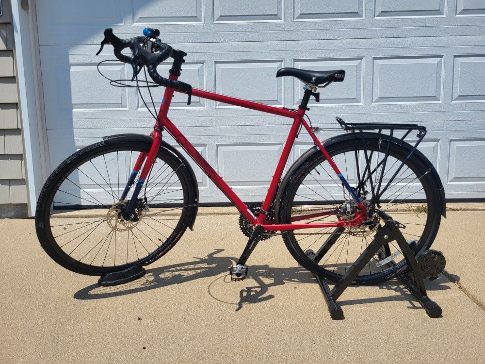 Novara Bike w/ Travel Rack