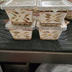 Four Small Temp  Tations Dishes W Lids