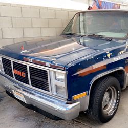 84 GMC Sierra Classic Short Bed 