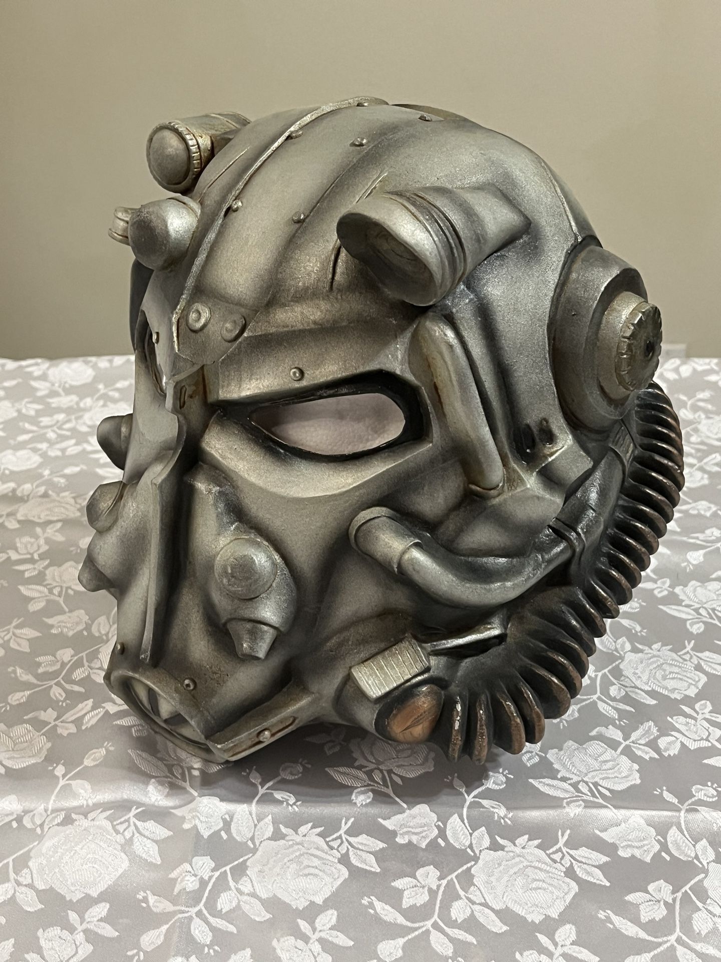 FALLOUT Power Armor Helmet Rubber Mask - 2016 Bethesda - Cosplay Halloween 