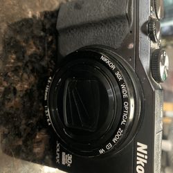 Nikon Coolpix s9900 Camera