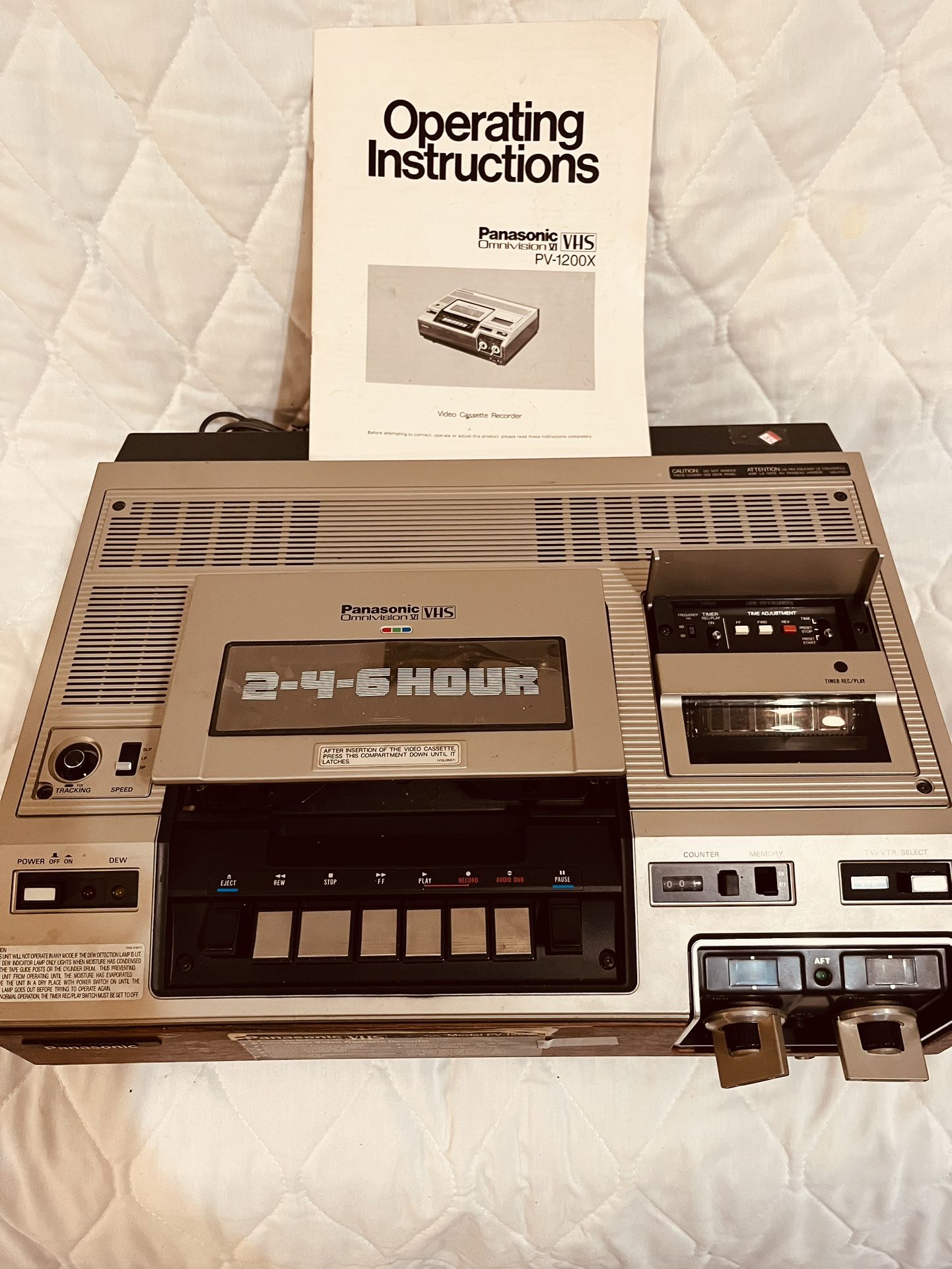Panasonic OmniVision VI VHS, Model PV-1200X