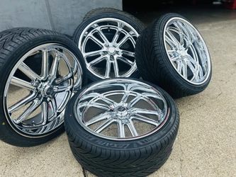 brand new 22 inch staggered wheels and tires