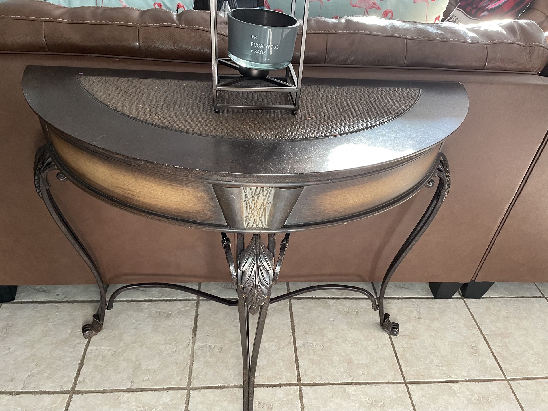 Entrance Table