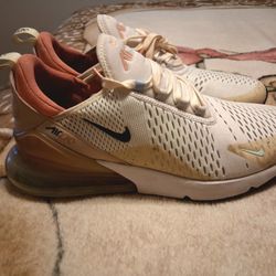Nike Air Max 270