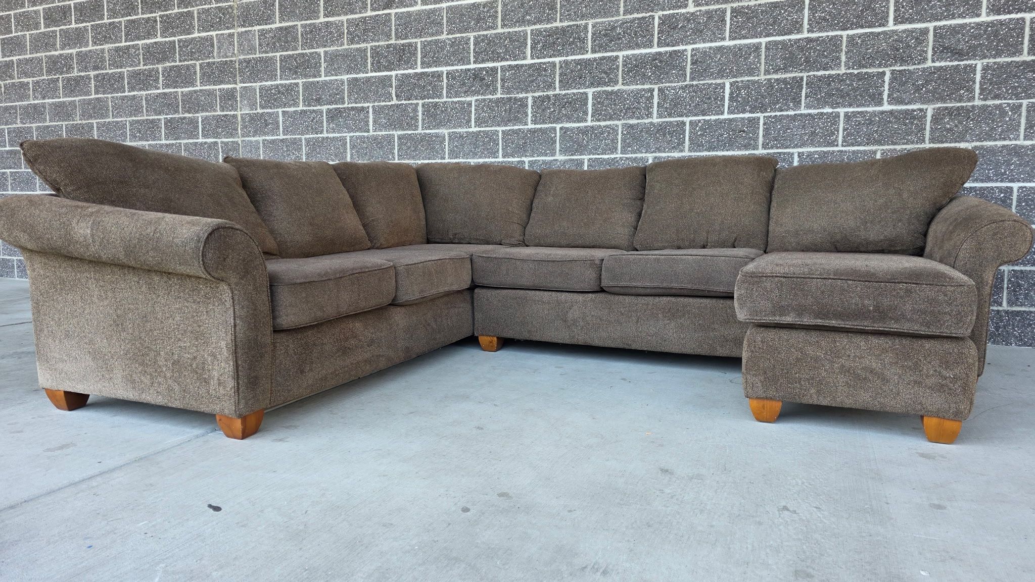 Brown Wrap Around Sectional Couch “WE DELIVER