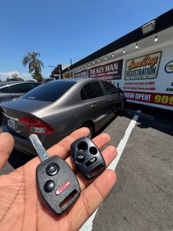 Llaves de autos / car keys and remotes