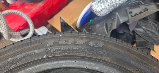 Tires Toyo 215/45R18