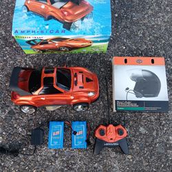 Harley Davidson 98&Later Full Helmet Headset &  Amphibian RC Car. For Pick Up Fremont Seattle. No Low Ball Offers Please. No Trades 