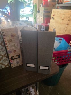 File storage boxes/sticky note holder