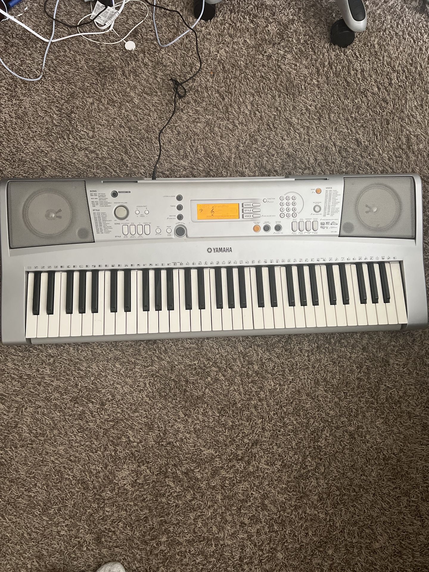 Yamaha portable electronic keyboard