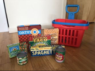 Melissa & Doug Grocery Basket