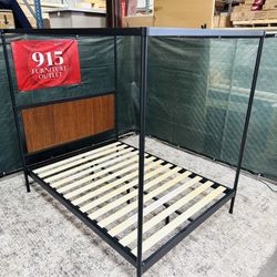Full Size Canopy Bed NEW FREE DELIVERY 🚚 
