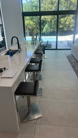 6 kitchen stools