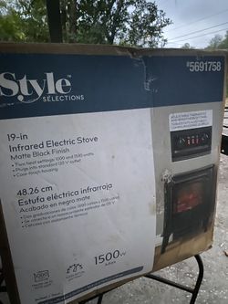 Matte black finish with adjustable thermostat and brightness settings. Two heat settings: 1000 and 1500 https://offerup.com/redirect/?o=d2F0dHMuaW4= t