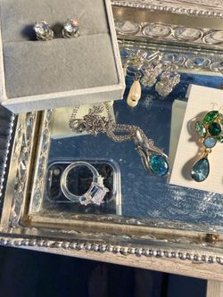 Assorted Jewlery