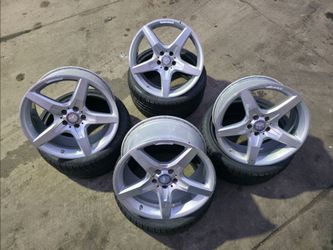 MERCEDES 19" OEM AMG WHEELS RIMS SET WITH TIRES PIRELLY