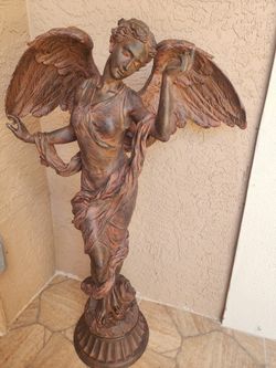 Angel Statue 