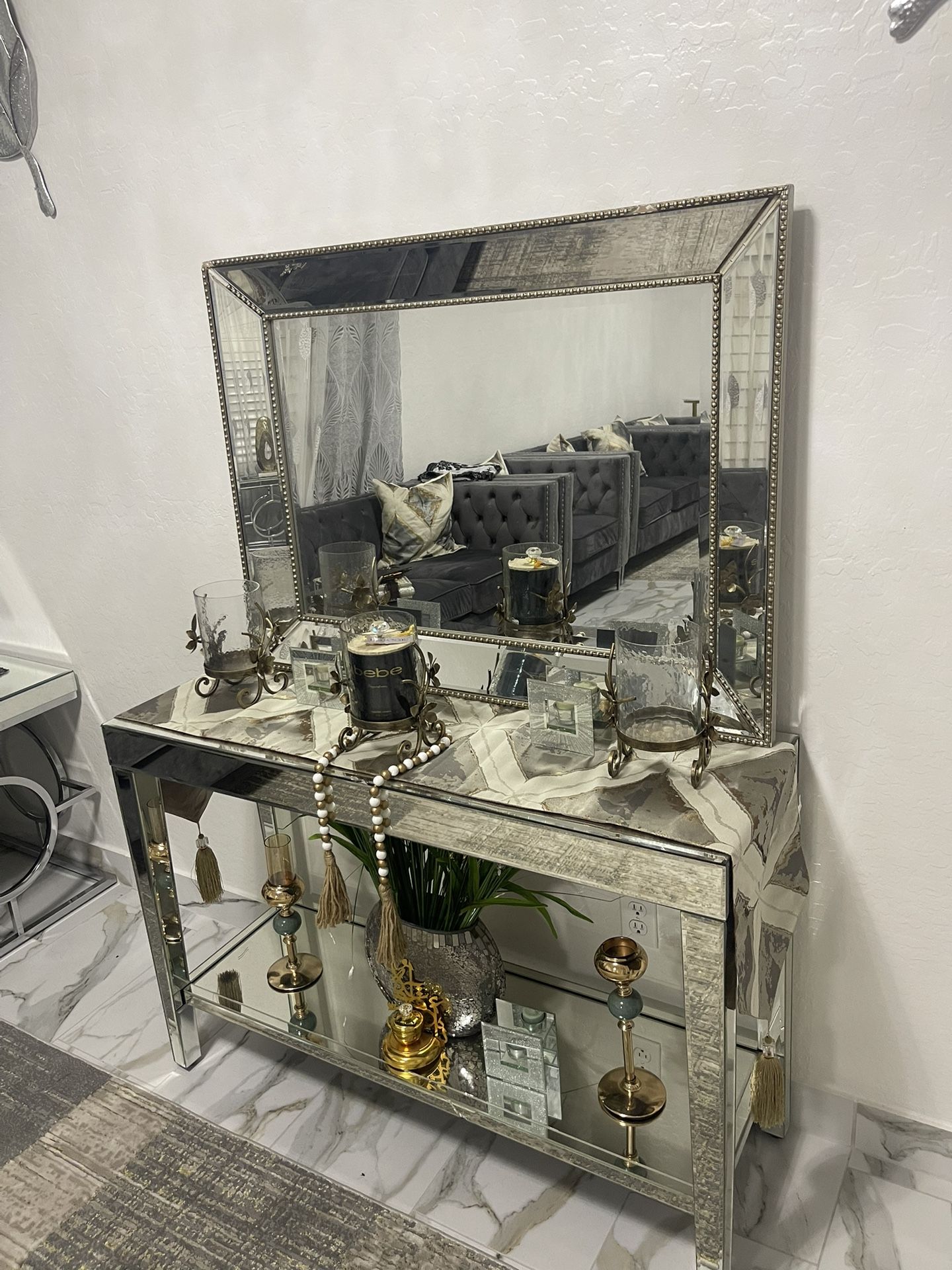 Table With Mirror