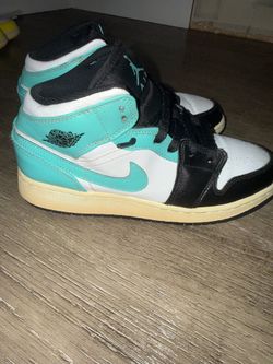 Jordan 1 Mid Tropical Twist Igloo (GS)