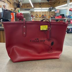 Coach New York Snoopy Hand Bag