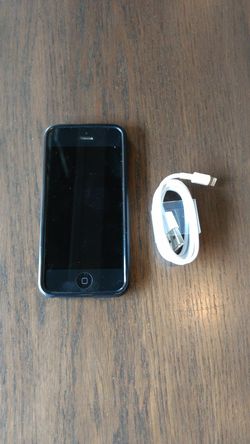 iPhone 5 Unlocked | Comes with Cable