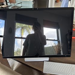 Microsoft surface studio  Surface Studio - 2TB i7 32GB