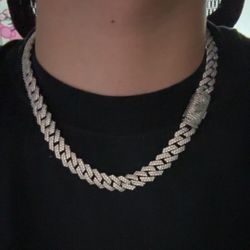 GLD iced cuban link chain 18 inch 12mm