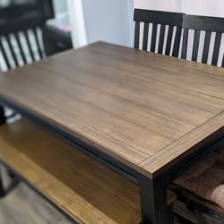 Less Than Year Old Dining Table And Chairs