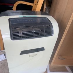 IIdylis Portable Ac Unit Paid over $600. Firm on Price Used Twice 